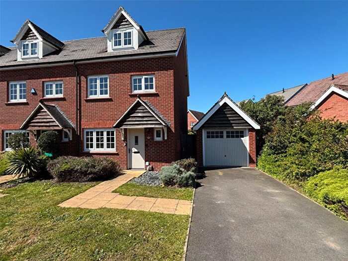 4 Bedroom End Terrace House For Sale In Way Field, Leegomery, Telford, Shropshire, TF1