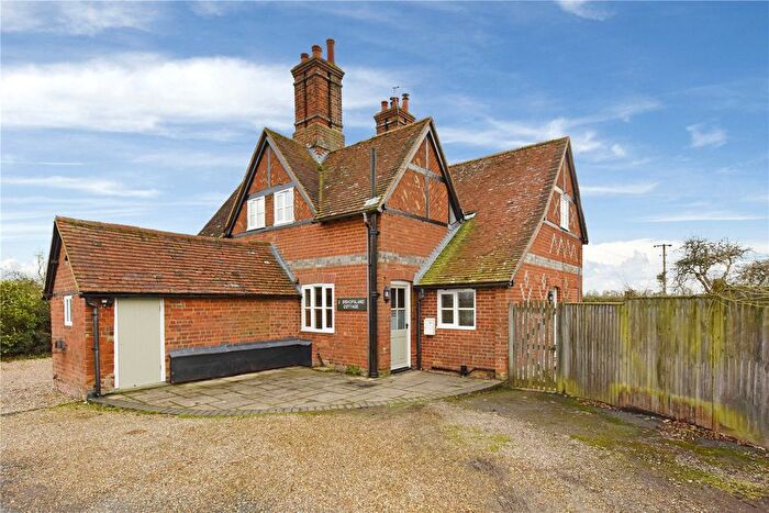 3 Bedroom Semi-Detached House To Rent In Bishopsland Cottages, Bishopsland, Dunsden, Reading, RG4