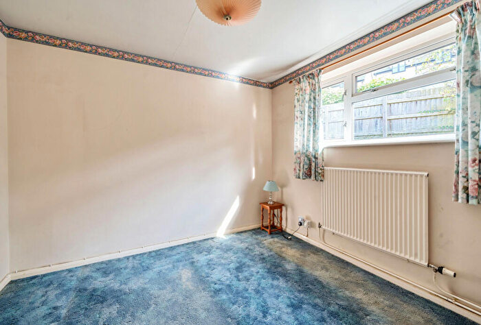 2 Bedroom Bungalow For Sale In Birch Road, Kingscourt, Stroud, Gloucestershire, GL5