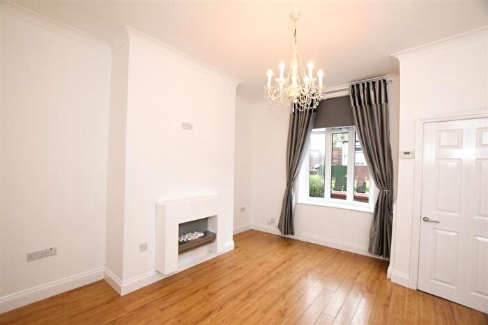 2 Bedroom Terraced House For Sale In Smethurst Street, Middleton, M24