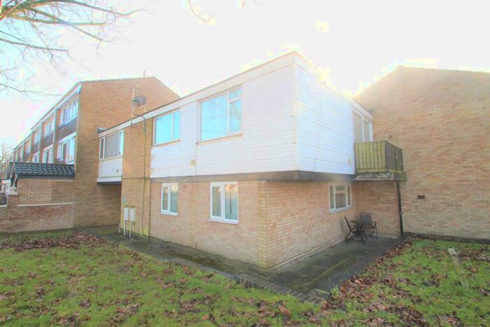 2 Bedroom House To Rent In Washington Avenue, Hemel Hempstead, HP2