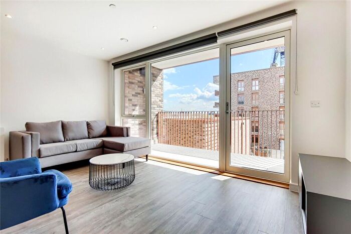 2 Bedroom Apartment To Rent In Fresh Wharf Road, Barking, Essex, IG11