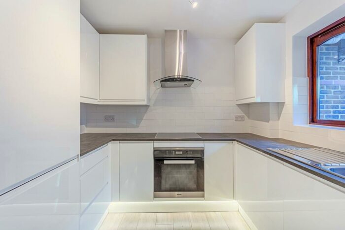 2 Bedroom Apartment To Rent In Sheet Street Windsor, SL4