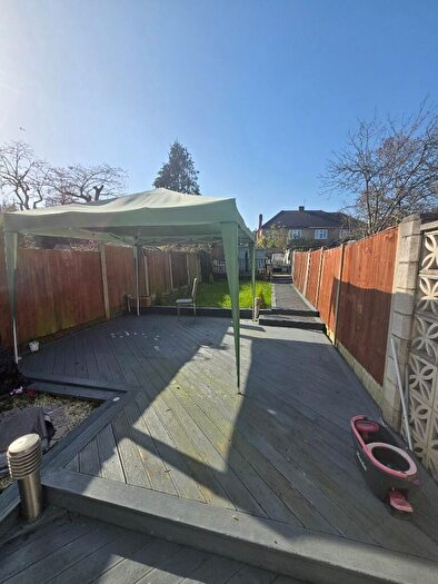 3 Bedroom Terraced House To Rent In Northumberland Avenue, Hornchurch, London, RM11