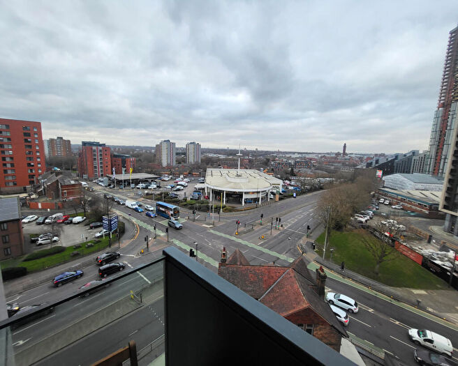 2 Bedroom Flat To Rent In Block B, Bury Street, Salford, Lancashire, M3