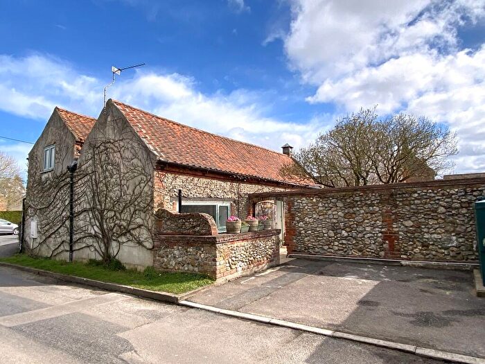 2 Bedroom Cottage For Sale In Hindolveston, NR20