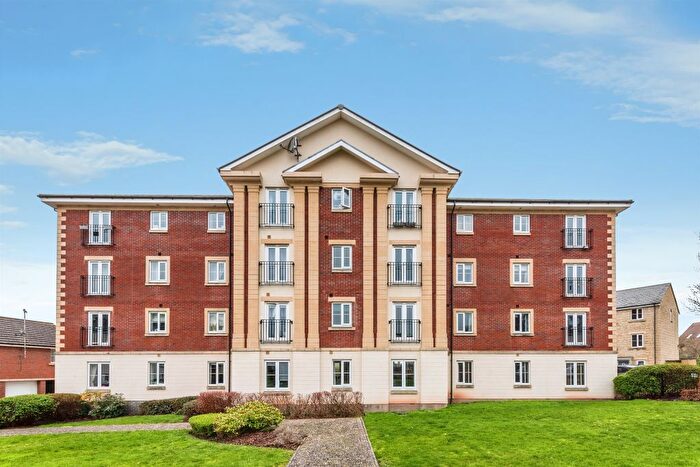 2 Bedroom Flat To Rent In Brean Road, Swindon, SN25