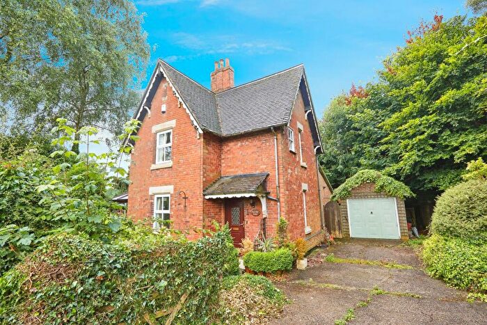 3 Bedroom Detached House For Sale In The Common, Quarndon, Derby, DE22