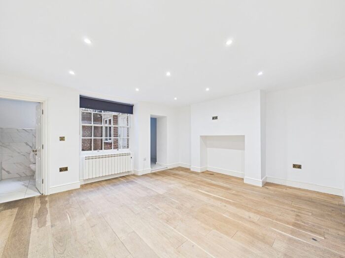 2 Bedroom Flat To Rent In Ship Street, Brighton, BN1