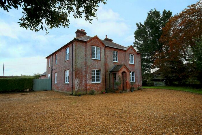 4 Bedroom Detached House To Rent In South Charford, Breamore, Fordingbridge, SP6