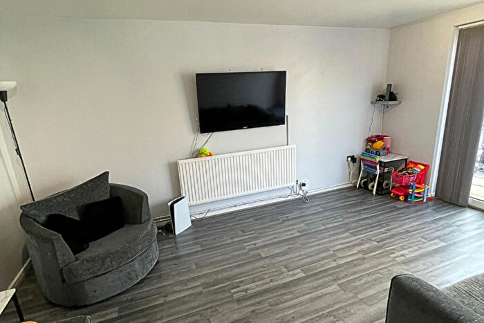 3 Bedroom End Of Terrace House For Sale In Moorfield, Harlow, CM18