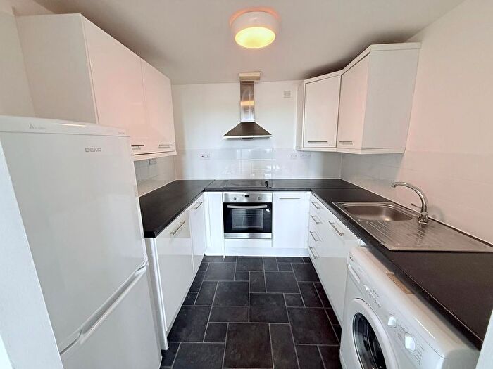 1 Bedroom Flat To Rent In Mansfield Road, Nottingham, NG1