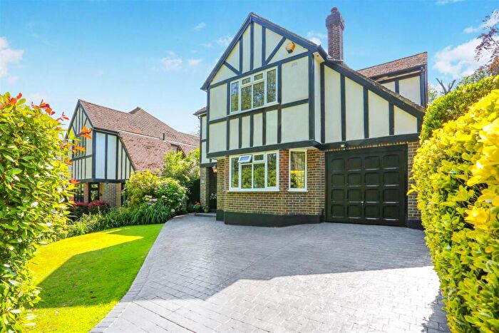 5 Bedroom Detached House For Sale In Holly Lane West, Banstead, SM7
