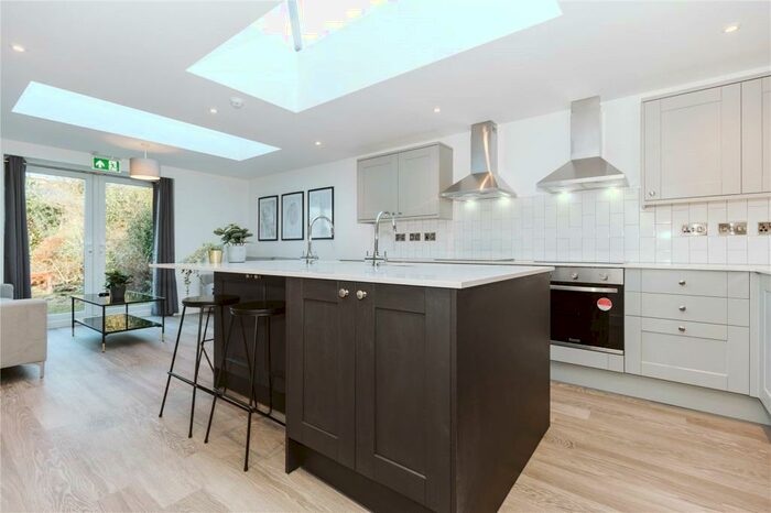 6 Bedroom Terraced House To Rent In Mackie Road, Filton, Bristol, BS34