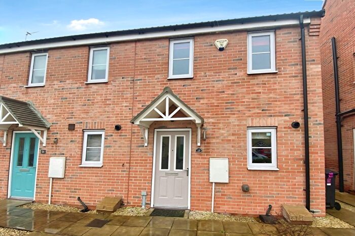 2 Bedroom End Terrace House To Rent In Blackthorn Close, Selby, North Yorkshire, YO8