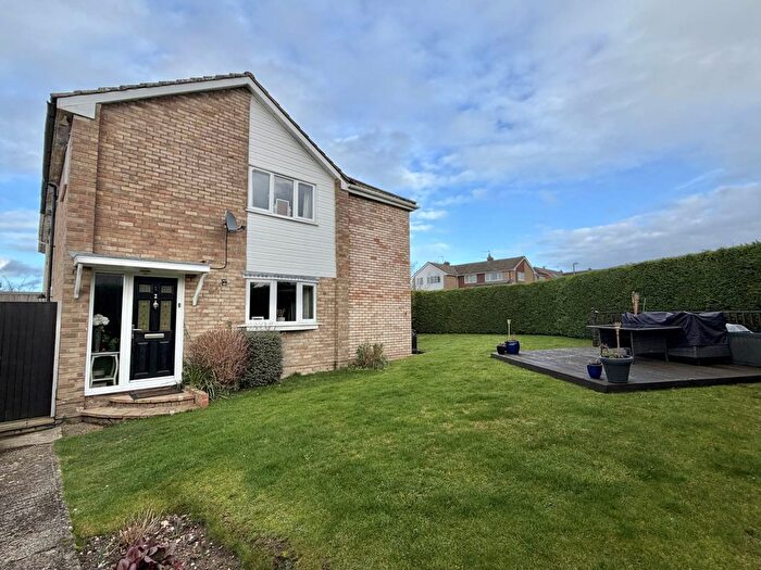 4 Bedroom Semi-Detached House For Sale In College Close, Cholsey, OX10