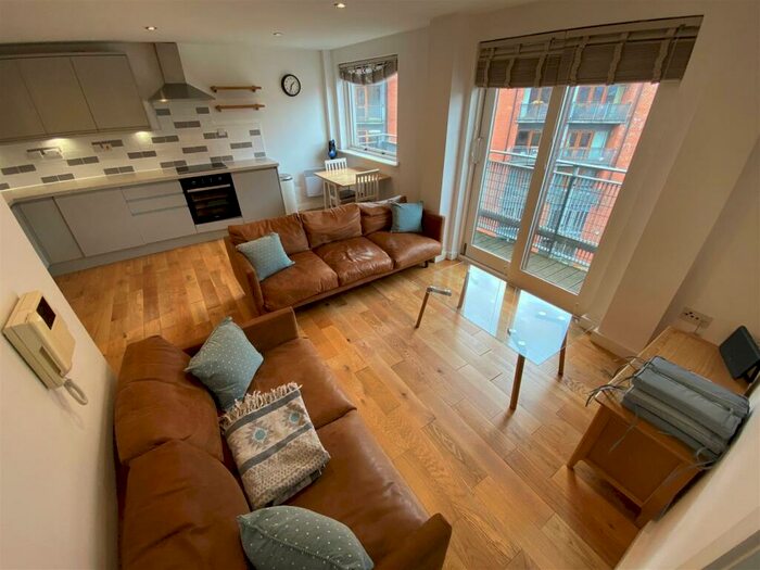 2 Bedroom Apartment To Rent In Whittles Croft, Ducie Street, Piccadilly Basin, M1