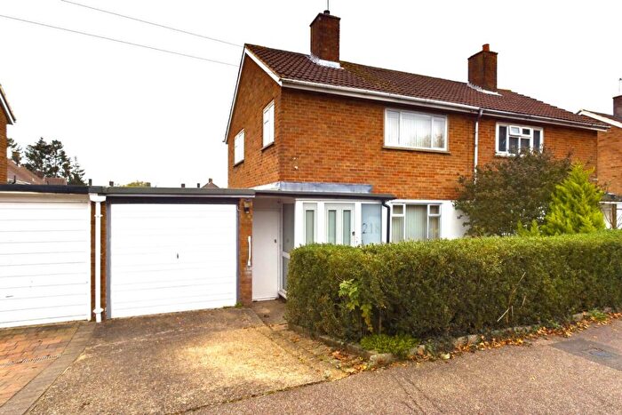 2 Bedroom Semi-Detached House For Sale In Boxted Road, Warners End, HP1