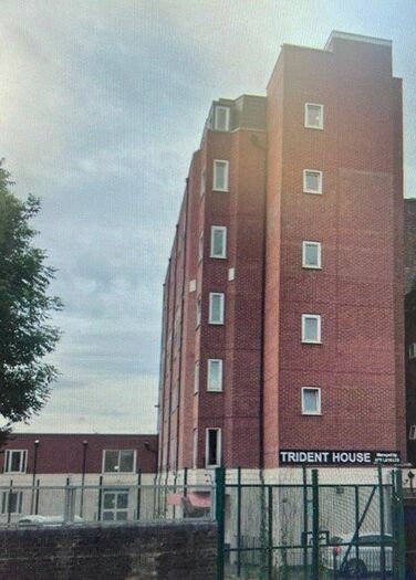 Studio To Rent In Queens Parade, Queens Road, London, NW4