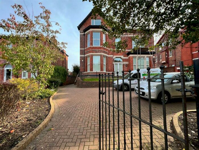 2 Bedroom Apartment To Rent In Trafalgar Road, Birkdale, Southport, PR8