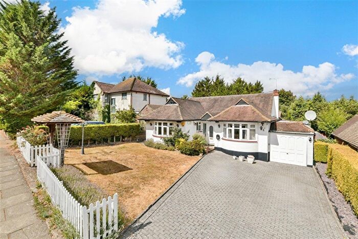 4 Bedroom Bungalow For Sale In Buckles Way, Banstead, Surrey, SM7