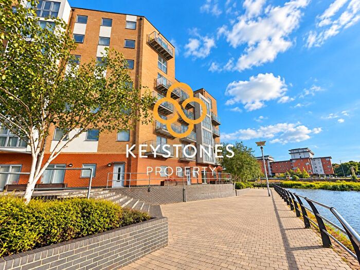 2 Bedroom Flat For Sale In Hawkins Road, Colchester, CO2