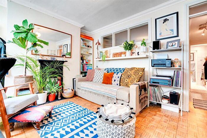 1 Bedroom Apartment To Rent In St. Peter's Street, London, N1