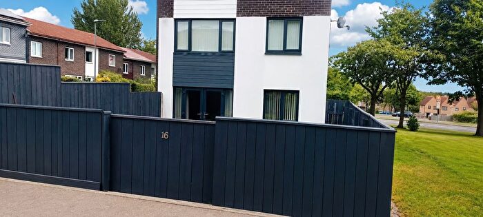 2 Bedroom Maisonette For Sale In Grampian Drive, Peterlee, County Durham, SR8