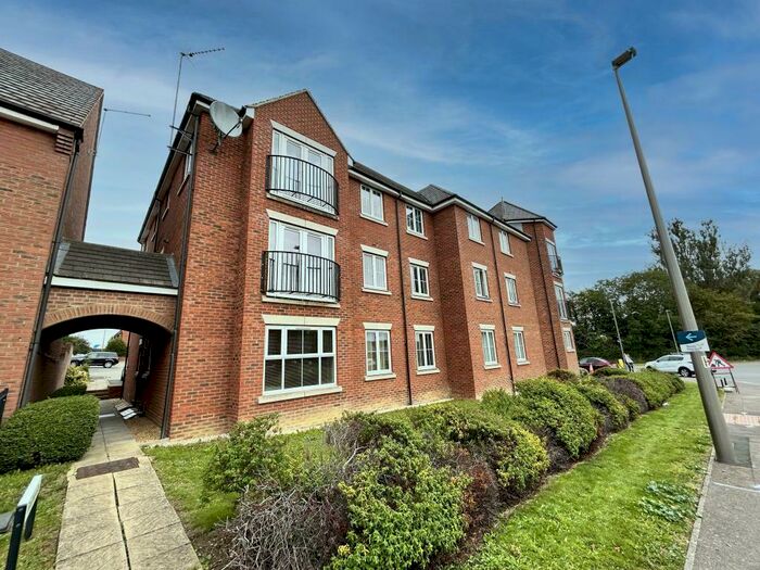 2 Bedroom Apartment To Rent In Slatepits Croft, Olney, MK46