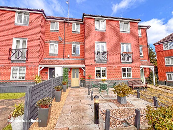 4 Bedroom Terraced House For Sale In Node Way Gardens, Welwyn, AL6