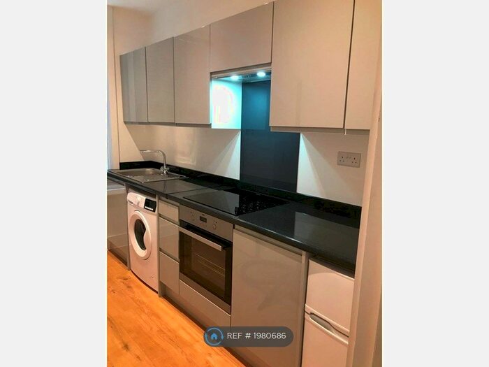1 Bedroom Flat To Rent In Barking Road, London, E6