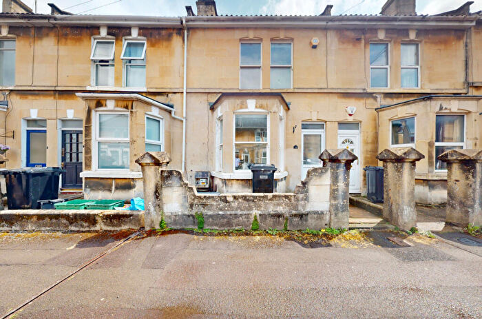 5 Bedroom Terraced House To Rent In Crandale Road, BA2