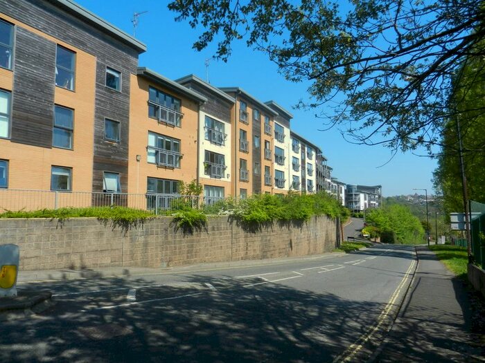 2 Bedroom Flat To Rent In Weavers Mill Close, Bristol, BS5