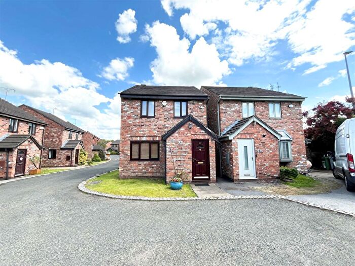 3 Bedroom House To Rent In Tudor Green, Wilmslow, SK9