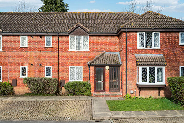 2 Bedroom Flat For Sale In Marlow, SL7