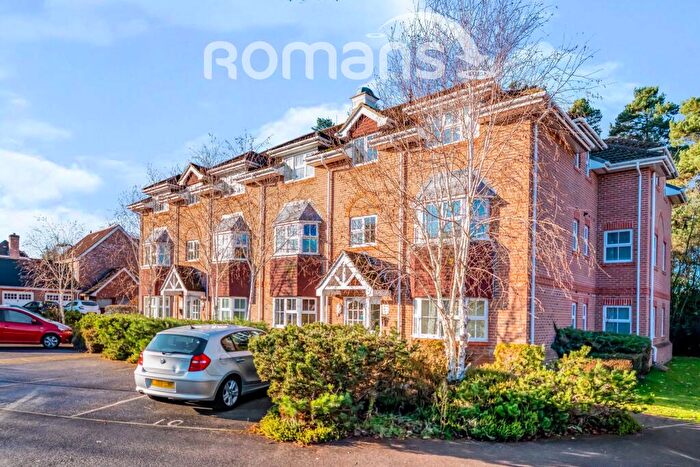 2 Bedroom Flat To Rent In Latimer House, Marrow Meade, Fleet, GU51