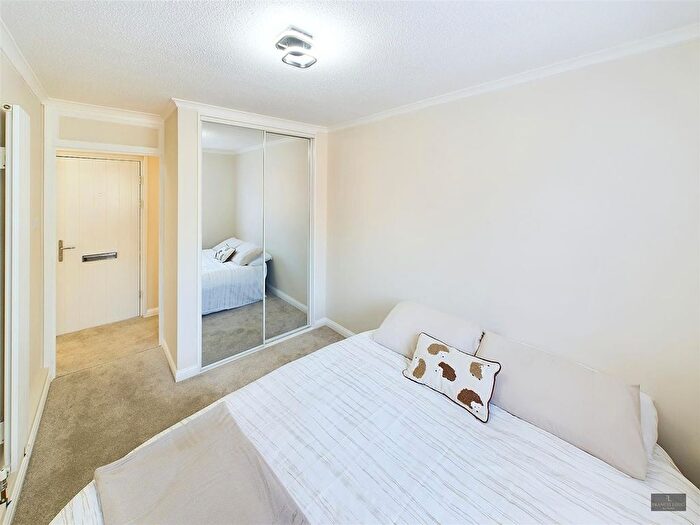 1 Bedroom Flat To Rent In Riverview Drive, Exeter, EX4