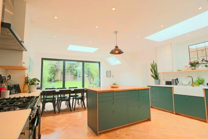 3 Bedroom House To Rent In The Avenue, St Andrews, Bristol, BS7