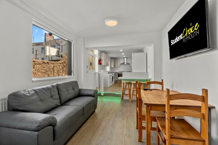 8 Bedroom Terraced House To Rent In Restormel Terrace Restormel Road, Plymouth, Devon, PL4