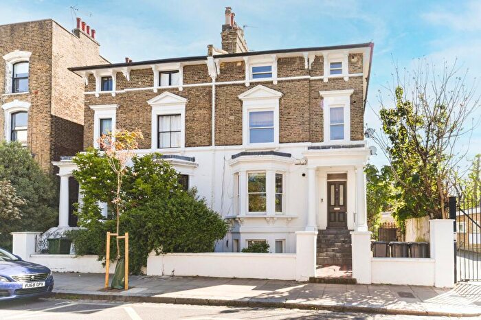 2 Bedroom Flat To Rent In Bartholomew Road, Kentish Town, NW5