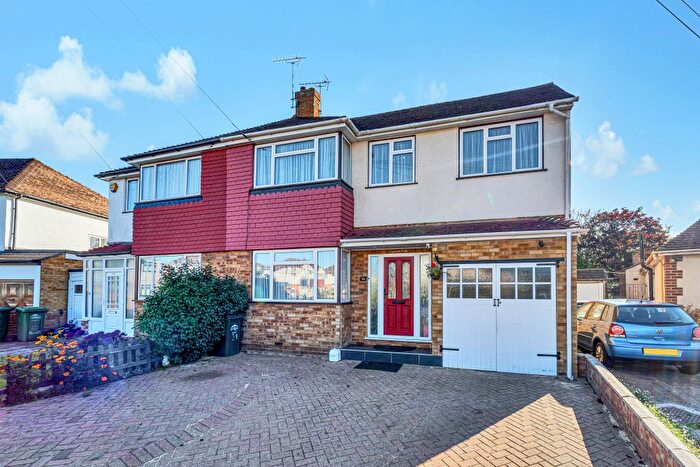 4 Bedroom Semi-detached House For Sale In St Margarets Avenue, Surrey, TW15