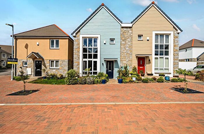 3 Bedroom Semi-Detached House For Sale In Park An Daras, Helston, Cornwall, TR13