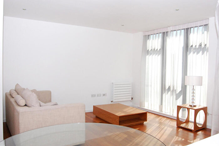 2 Bedroom Apartment To Rent In Westland Place, Old Street, London, N1