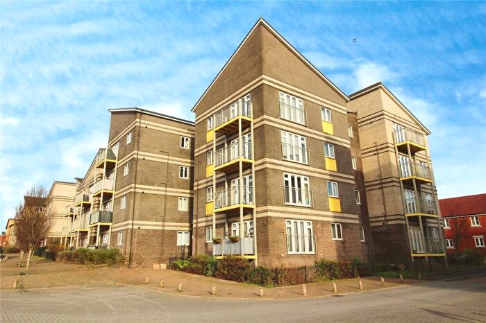 2 Bedroom Flat To Rent In Saddle Way, Andover, Hampshire, SP11