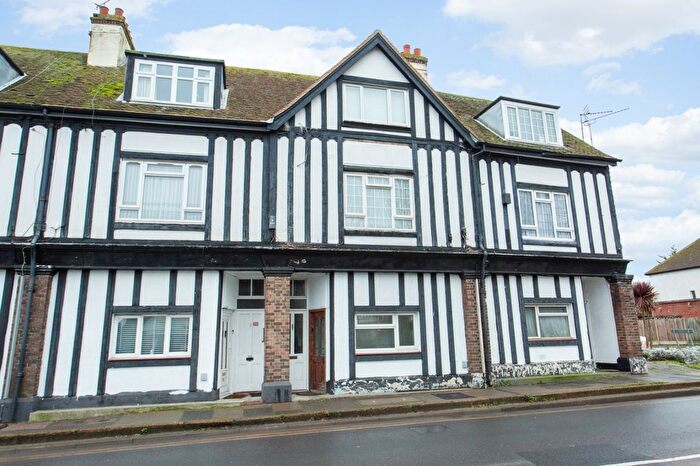 1 Bedroom Flat For Sale In Ground Floor Flat, Canterbury Road, Whitstable, Kent, CT5