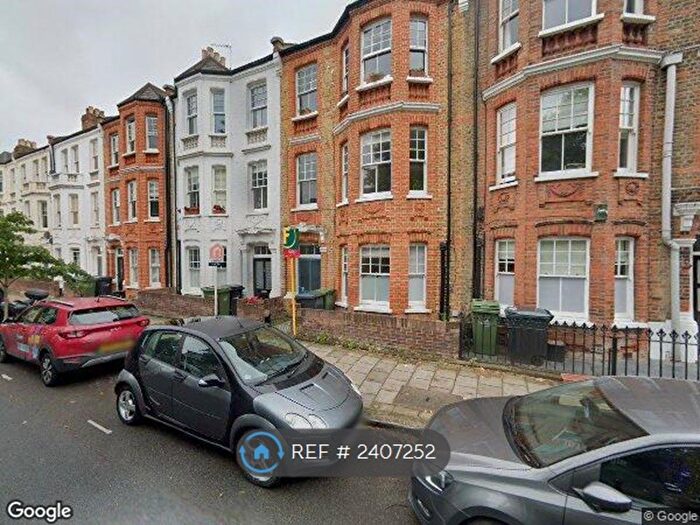 2 Bedroom Flat To Rent In Hackford Road, London, SW9