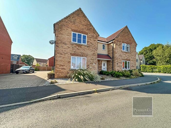 3 Bedroom Semi-Detached House For Sale In Hobart Lane, Aylsham, NR11