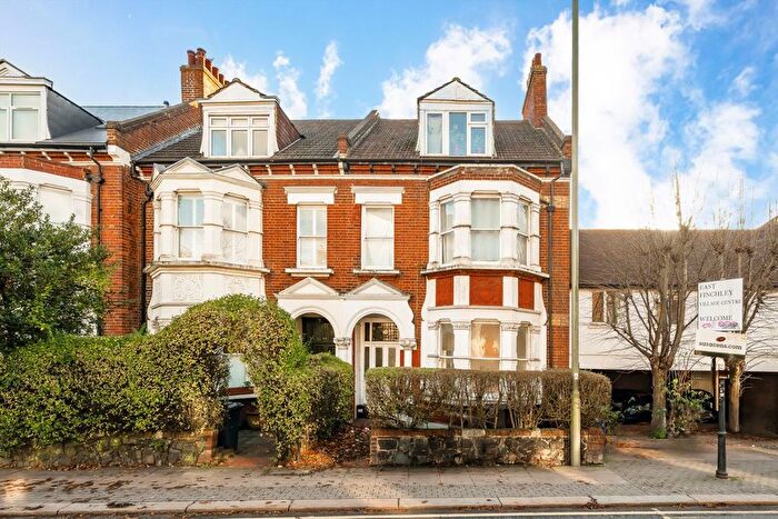 2 Bedroom Flat To Rent In Fortis Green, London, N2