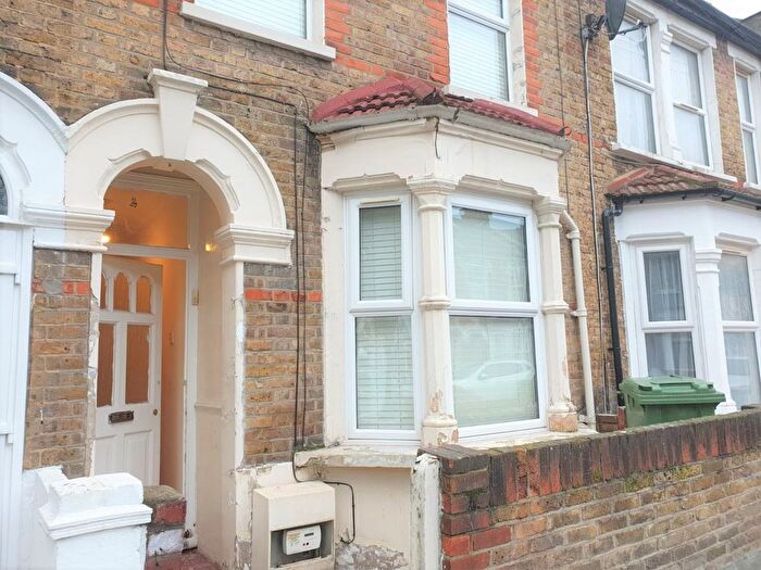3 Bedroom Terraced House To Rent In Humberstone Road, London, E13