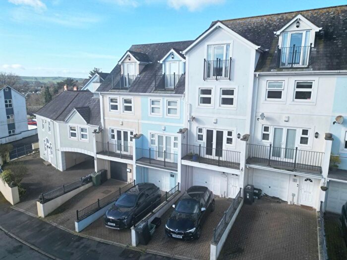 3 Bedroom Town House For Sale In Trinity Mews, Teignmouth, TQ14